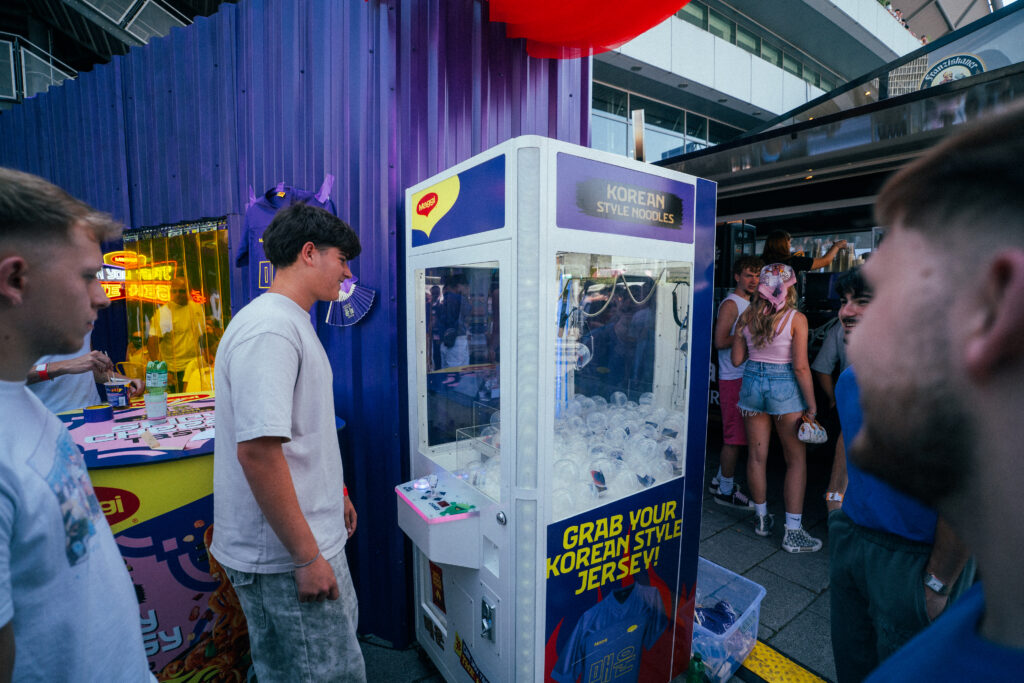 Branded Spielautomat für die MAGGI Korean Style Noodles Brand Experience